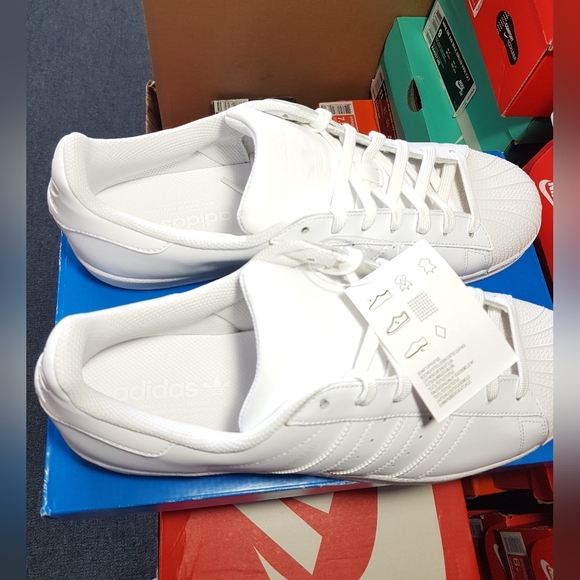 ADIDAS SUPERSTAR TRIPLE WHITE MEN'S US SIZE 12.5 BRAND NEW IN BOX - Picture 14 of 15